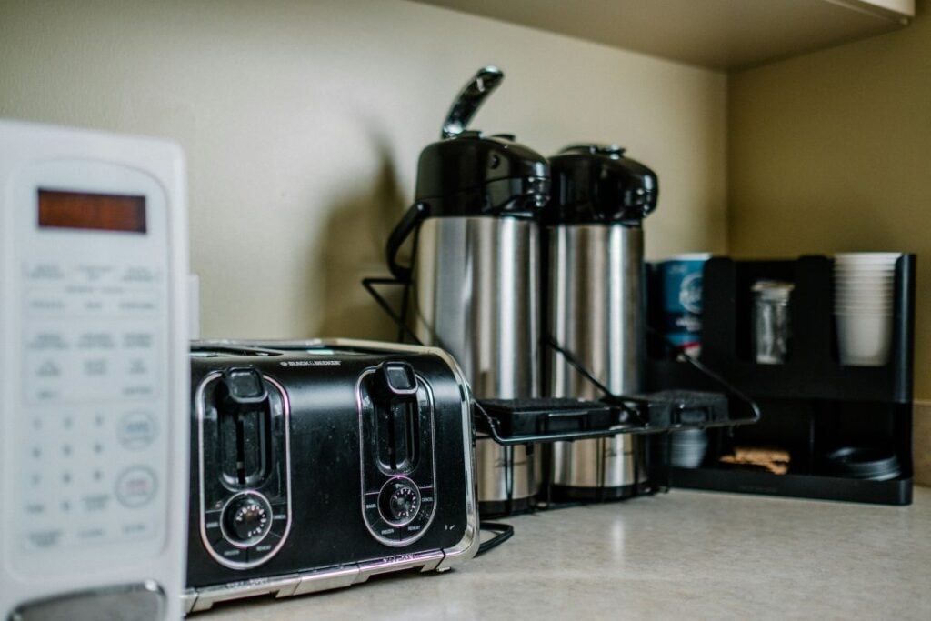 small-kitchen-appliance-1024x683